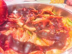 -黄记煌三汁焖锅(新佳丽江汉路店)