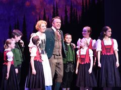 -交通银行前滩31演艺中心