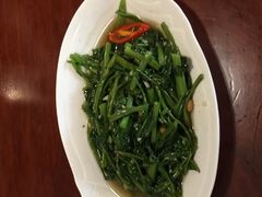 -Dang restaurant (patong phuket)
