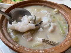 -品香菜馆(旗峰路中侨大厦店)