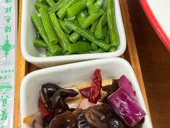 -鲁南仔·滕州炒鸡(经三路店)