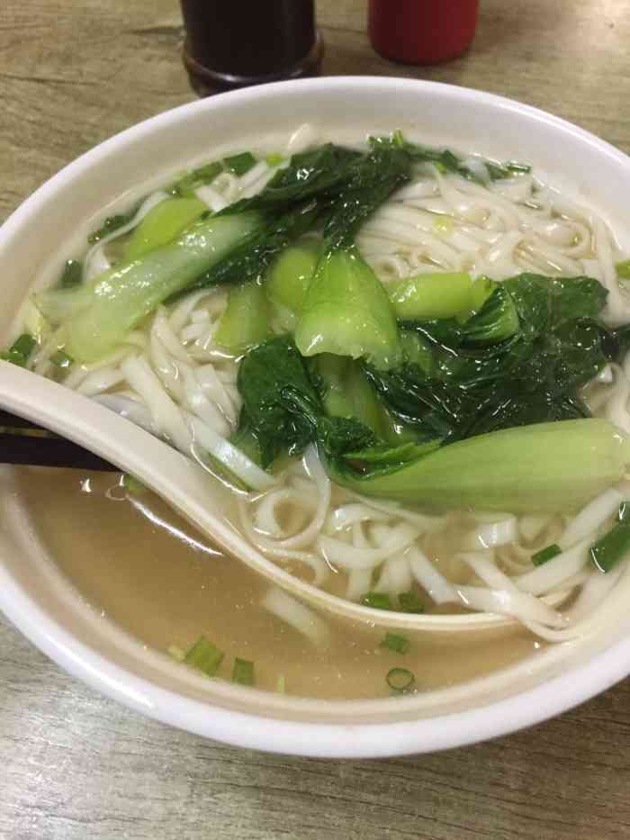 拌面是沙县大饭店比较招牌东西了