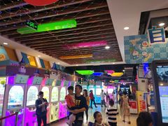 -直通车欢聚中心(崇州万达店)