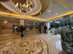 -维也纳酒店(成都春熙路李家沱地铁站店)