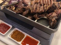 蒙古烤羊腿-九十九顶毡房(阜石路店)