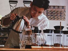 -Metal hands·铁手咖啡