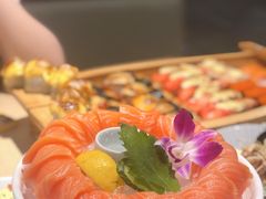 -万岁料理回转寿司(华贸店)