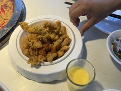 -茅草房·河畔园林火锅