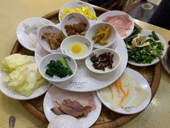 -桥香园云南过桥米线(金马碧鸡店)