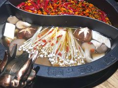 -销魂美蛙鱼头火锅(上海首店)