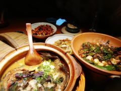 柴火稻草禾花鱼-吃饭皇帝大(合生汇店)