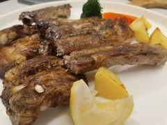 招牌黑毛猪排猪肋排配蔬菜-IL Forno 意坊·意大利餐厅(温州万象城店)