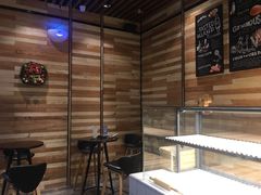 面包甜点陈列柜-野上麦田(中贸广场店)