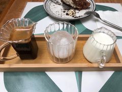 冰球拿铁-拾壹cafe·工作室
