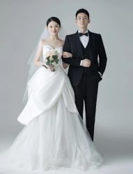 -上花轿婚纱摄影