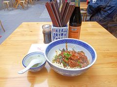 -沪西老弄堂面馆(定西路店)