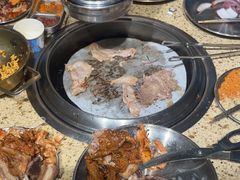 -姜胖胖韩式自助烤肉(光明万达店)