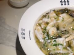 -渔语鱼酸菜鱼新川菜(来福士店)