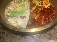 -小龙坎老火锅(华飞店)