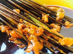 -拈签一笑黄牛肉辣卤串串