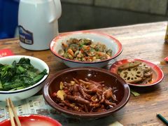 -老三样·美食研究中心(世贸路店)