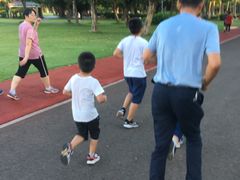 -万绿园