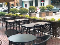 -芳草地西式融合餐厅(回龙窝店)