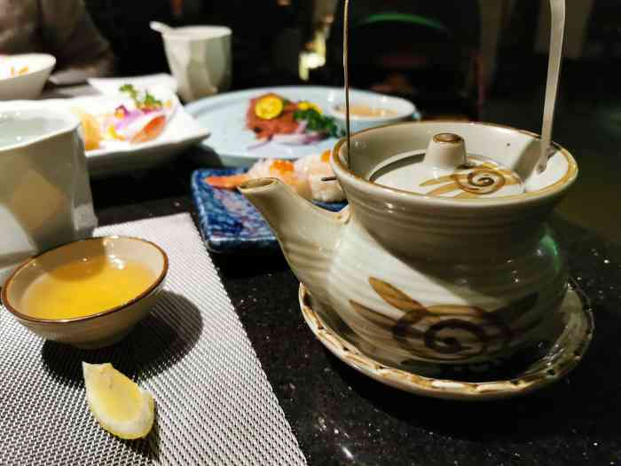 上井·精致料理(大卫城店)-"很有品质的自助餐,菜品样样精致可口,刺身