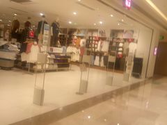 -优衣库(武汉国际广场店)