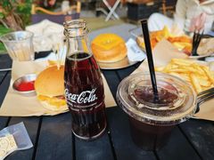 -J Create城市露营咖啡·简餐·宠物(上海动物园店)