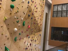 -ROCKPLUS攀岩馆(环宇城店)