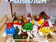 -m豆巧克力世界(上海世茂广场店)