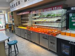 -露缘巴蜀麻辣香锅(永安街店)