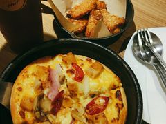 -必胜客(大宁路店)