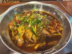 -爆炸头阿姨小四川正宗川味小吃(无任何分店)