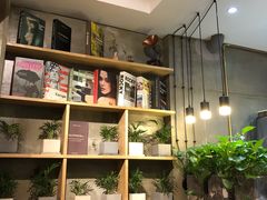 -HIGH FIVE哈福手工汉堡(桂林路店)