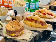 -LAVAZZA 拉瓦萨咖啡(北外滩来福士店)