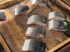 -围炉肉舍•炭烤活鳗•丹东海鲜烤肉(步行街店)