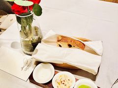 餐前面包-GreyWhale灰鲸餐厅(武汉国际广场店)