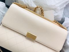 -CHANEL(恒隆广场店)