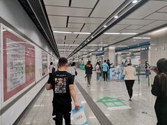 -体育场(地铁站)