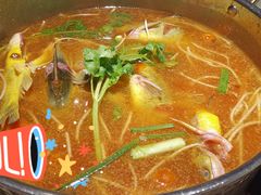 -野山舂·贵州现舂酸汤牛肉(民生路店)