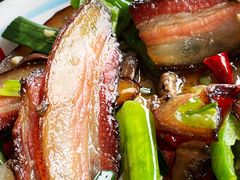 大脚菌炒腊肉-郑件洋芋饭庄