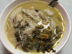 招牌黄鱼面-明呈黄鱼面馆(斜土路店)