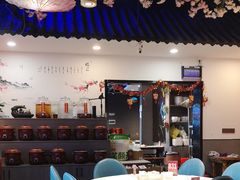 -老街烧烤大排档·地道湖北菜·龙虾馆(汉口火车站店)