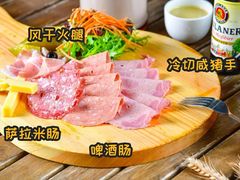 -巴伐利亚啤酒坊(意式风情街店)