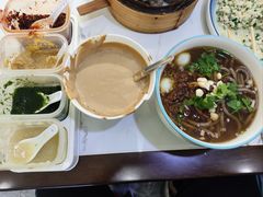-张记荞面馆