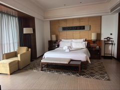 -三亚湾海居铂尔曼度假酒店