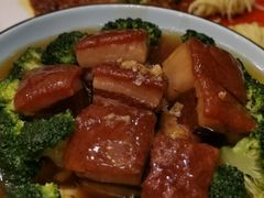 红酒红烧肉-万重锦·人文川菜馆(骡马市店)