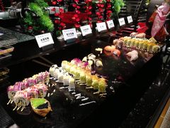 -钱小奴海鲜自助黑金店(杭州滨江龙湖店)
